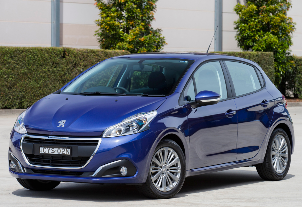 peugeot_208_29