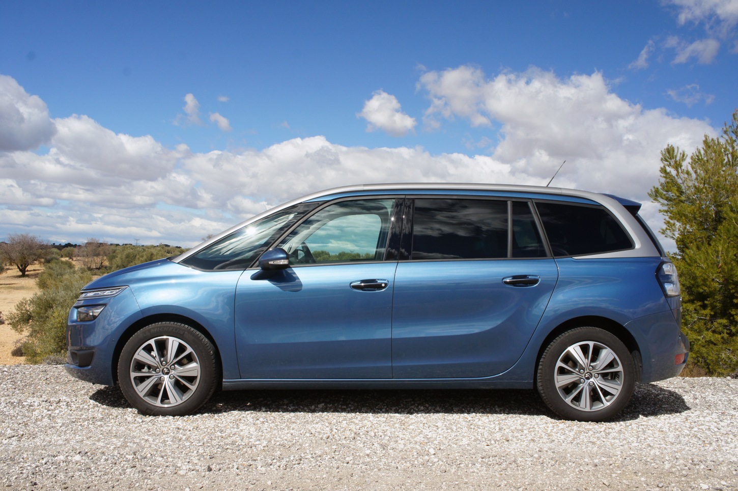 prueba-citroen-c4picasso-blue-ext25