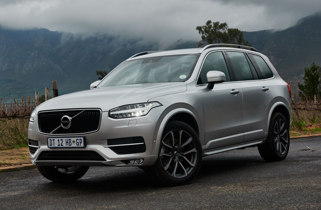 volvo_xc90_t6_momentum_9