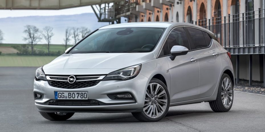 El Opel Astra Bi-Turbo aterriza en los concesionarios españoles: 160 CV en diésel