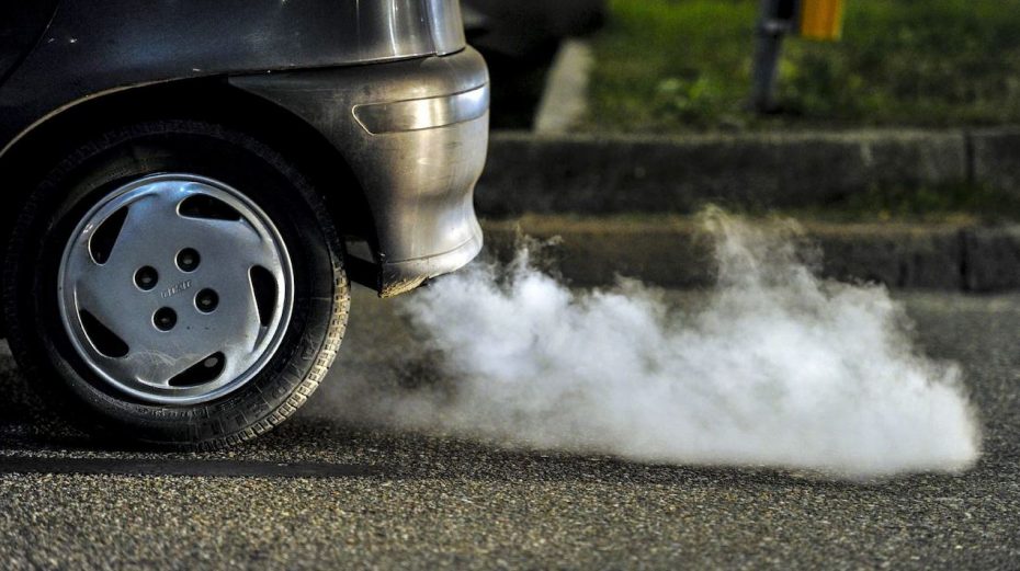 A partir de 2019 olvídate de circular por Barcelona si tu coche es de los más contaminantes