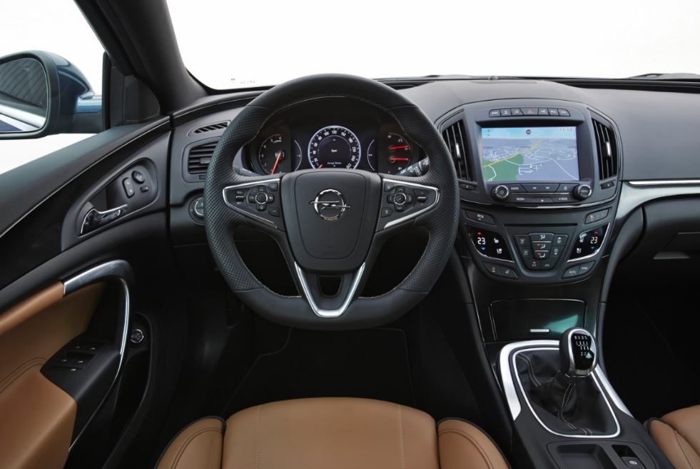 opel insignia 2