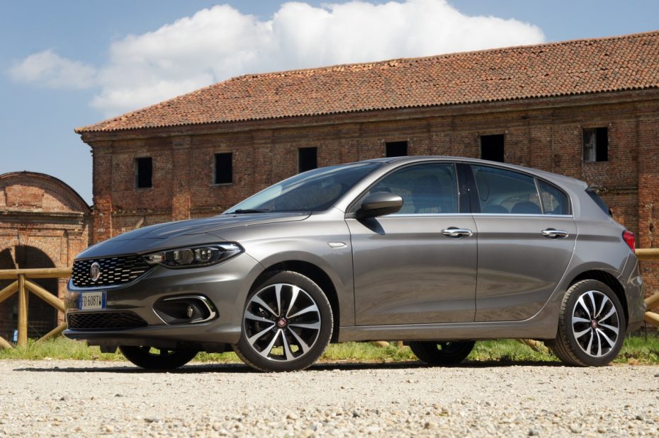 Contacto Fiat Tipo Hatch y SW: Probamos las nuevas carrocerías con el motor 1.6 Multijet de 120 CV