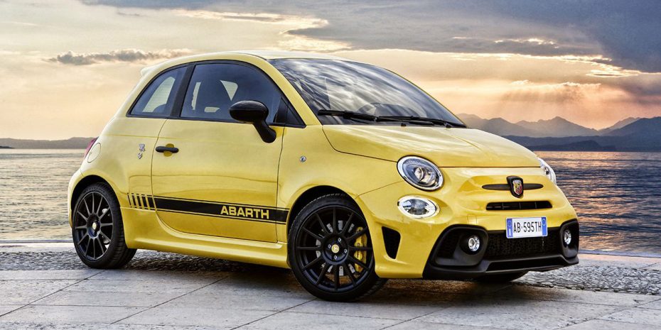 Nuevas imágenes del Abarth 595: Hasta 180 CV, mucho estilo y más equipo