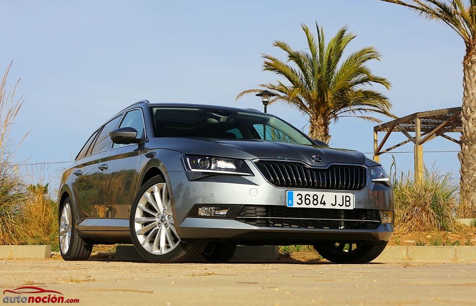 Prueba Skoda Superb Style 150 TDI DSG 45