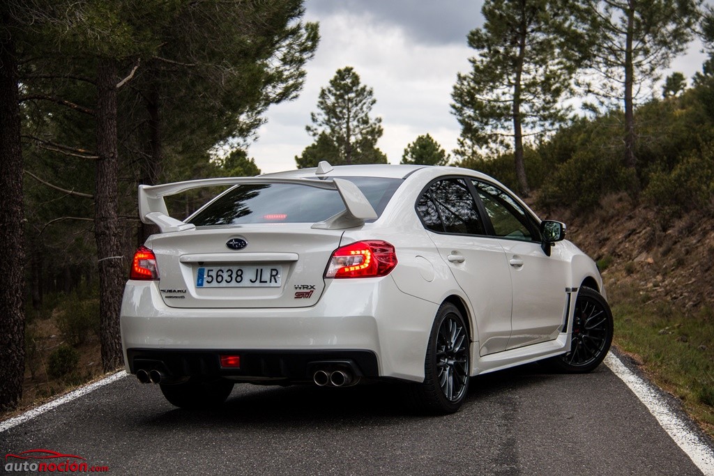 Subaru WRX STI MY 2016 (2)