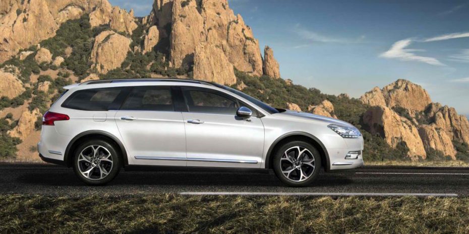 El Citroën C5 no ha muerto en España: Mejoras en equipo y más barato