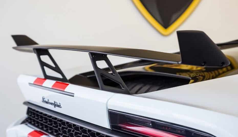 Sí, este alerón y otros retoques aerodinámicos en el Lamborghini Huracán cuestan lo mismo que un Fiesta ST