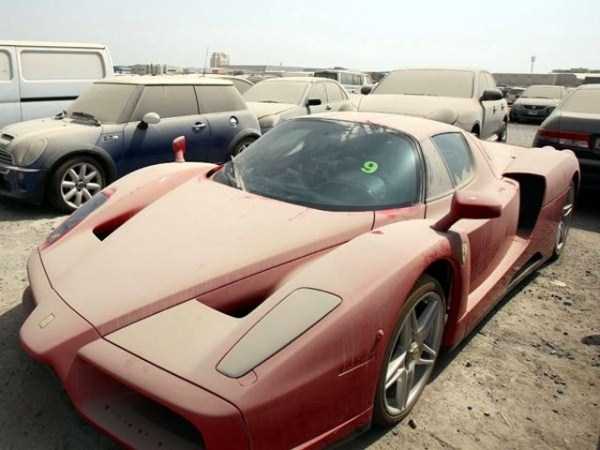 Coches abandonados Dubai.20