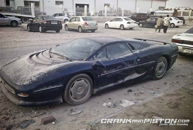 Coches abandonados Dubai.22