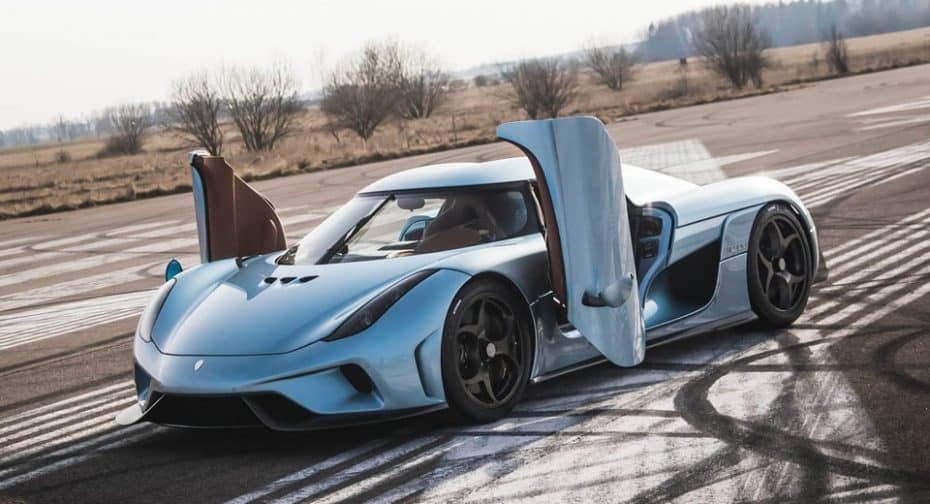 Los mimos del Sr. von Koenigsegg a sus clientes ¡Les tiene hasta localizados por GPS en todo momento!