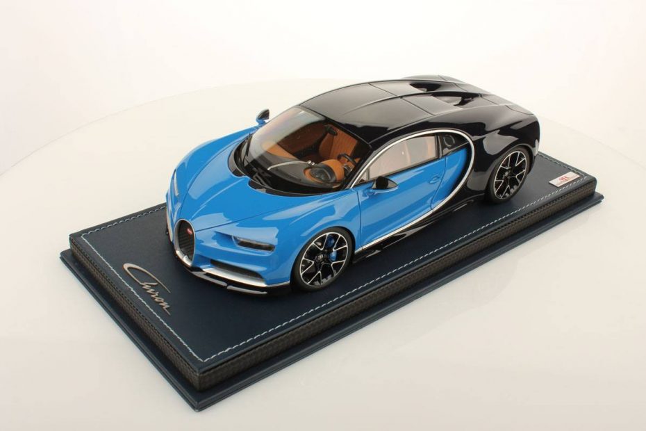 ¿No te llega para un Bugatti Chiron? Tranquilo, este está a escala 1:18 y no le falta ni un sólo detalle