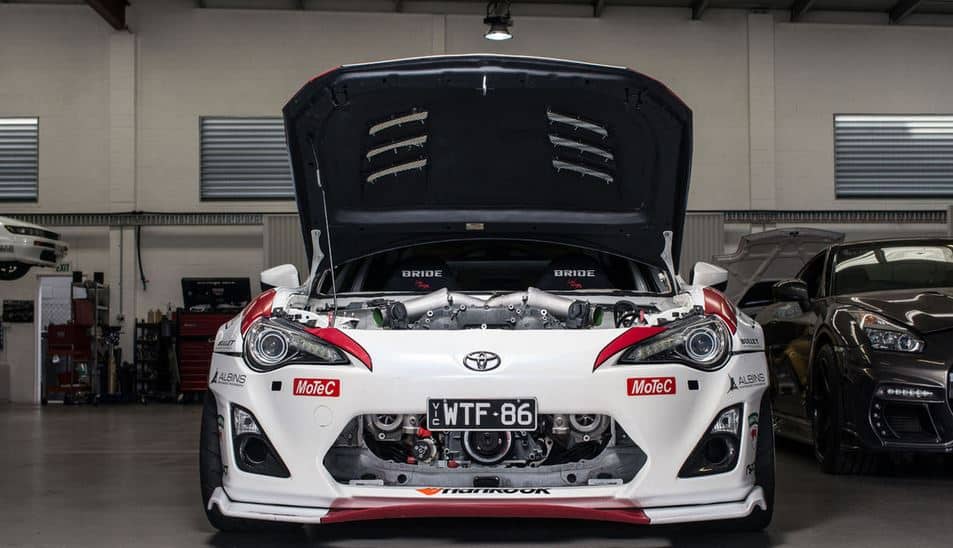 TOYOTA gt86 NISSAN gtR ENGINE 6