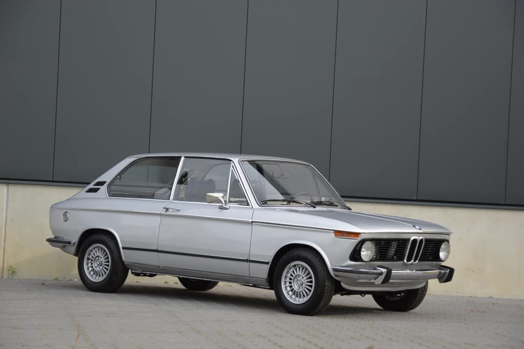 bmw_2002_tii_touring_16