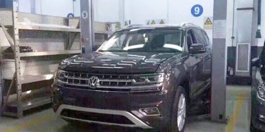 Cazado sin camuflaje el nuevo Volkswagen Teramont: Un SUV de siete plazas