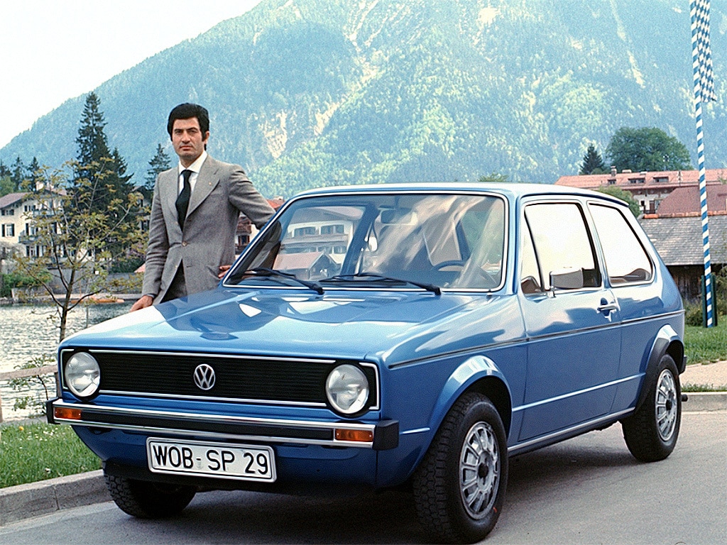 volkswagen_golf_3-door_6