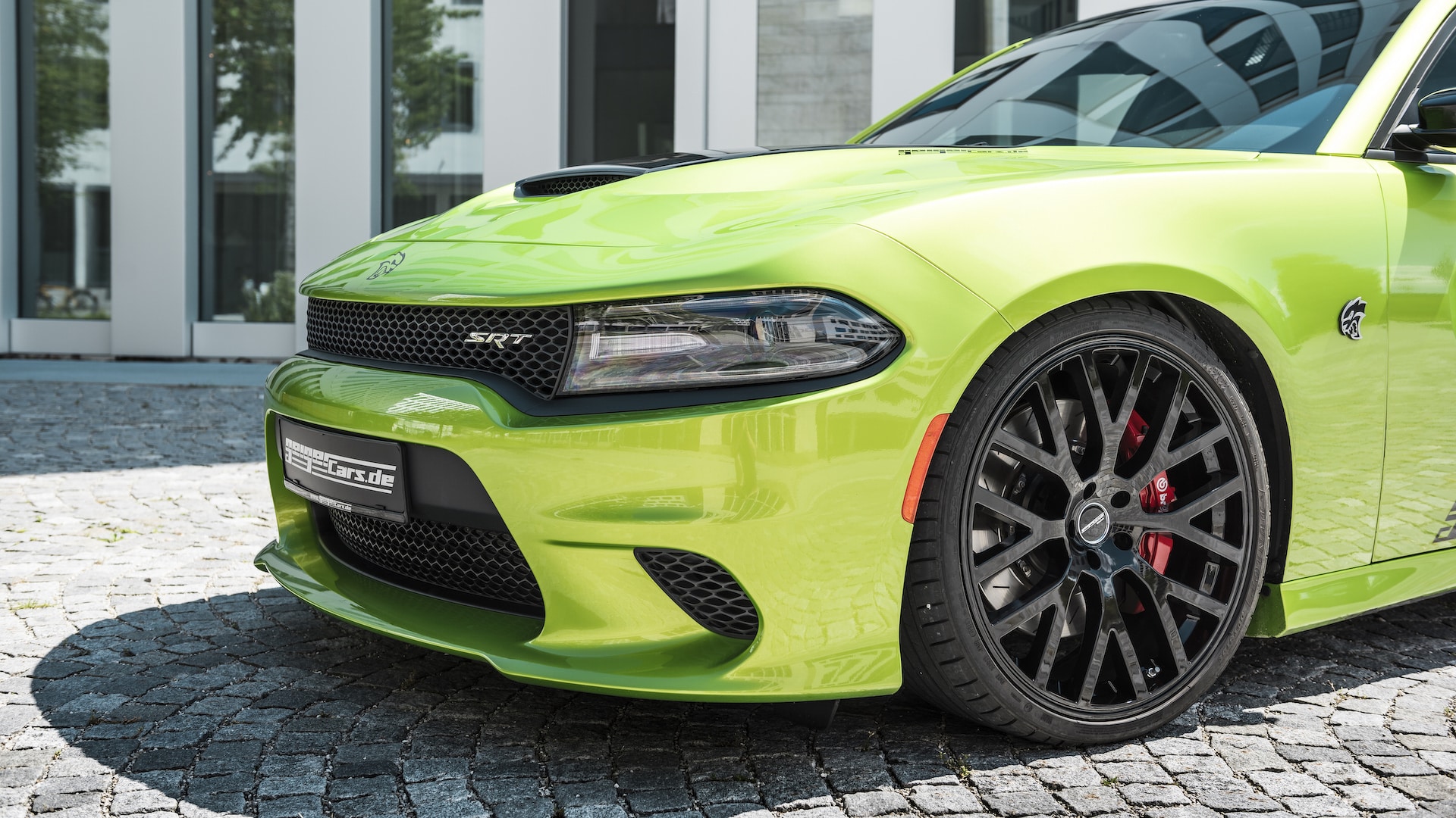 dodge-charger-srt-hellcat-2