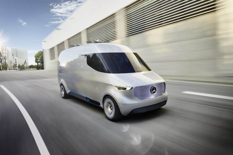 Mercedes-Benz Vision Van: El futuro de los comerciales incluye drones, automatización y cero emisiones
