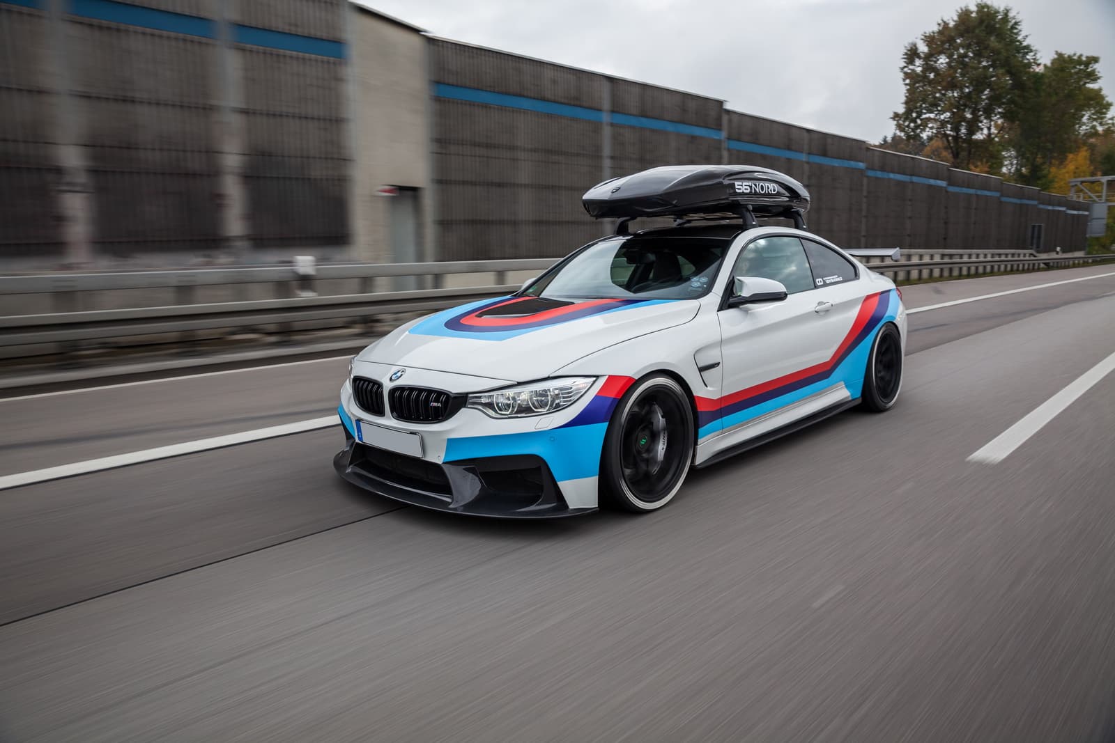 bmw-m4r-37