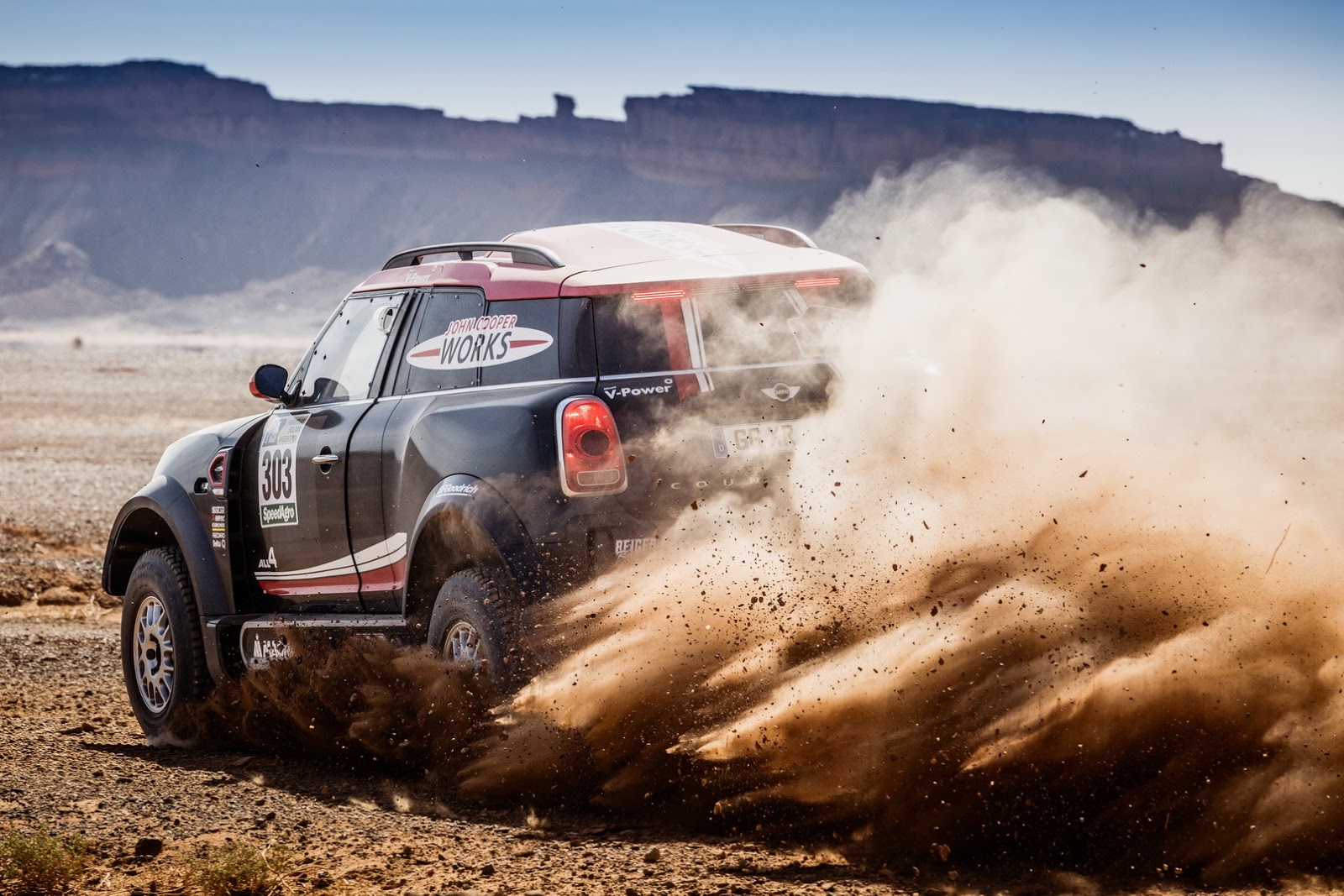 mini-john-cooper-works-rally-9