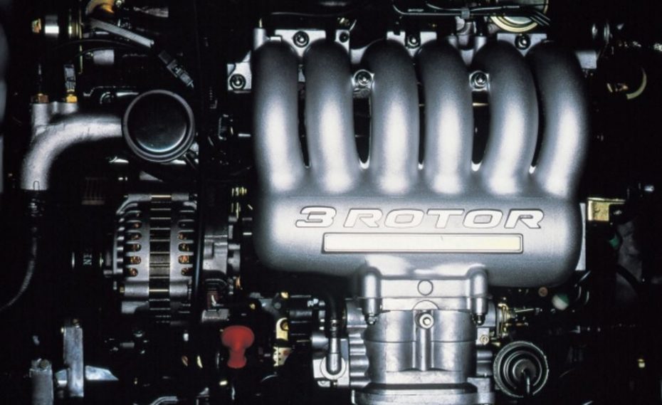 6 motores que probablemente ni sabías que existen: Del bloque V12 Toyota al Chevy 10 cilindros plano