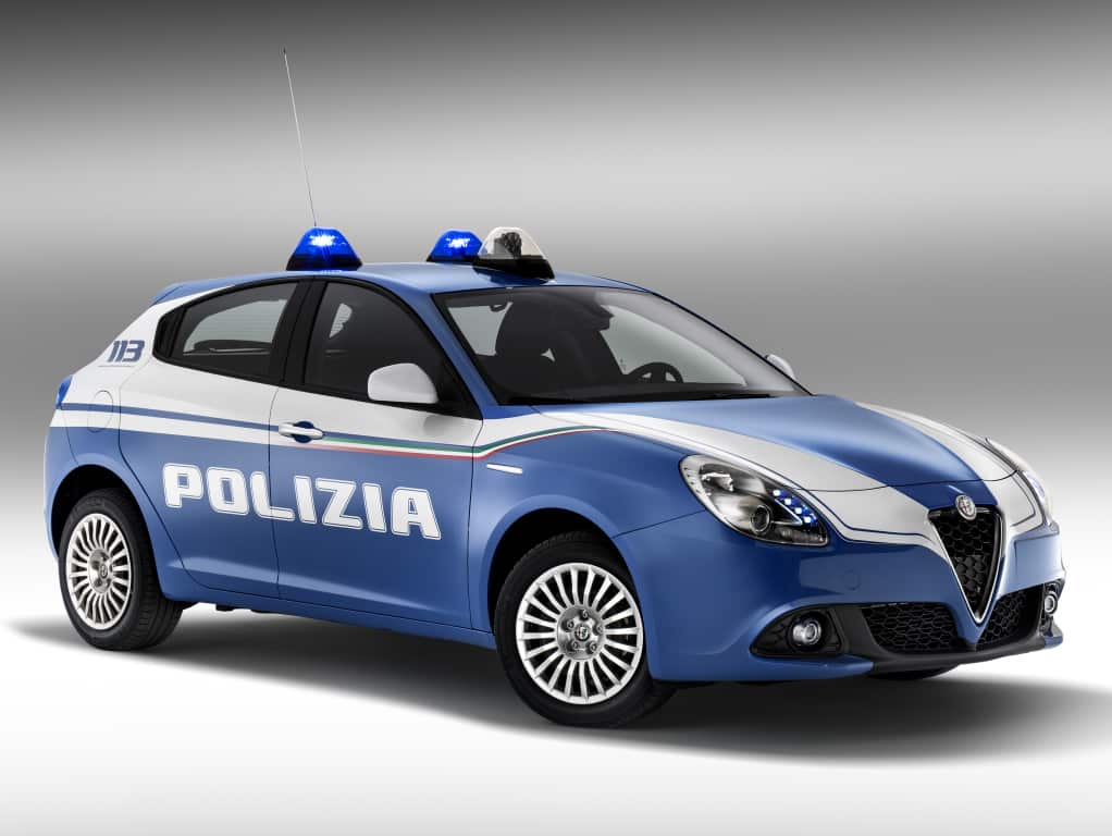 alfa_romeo_giulia_quadrifoglio_carabinieri_10