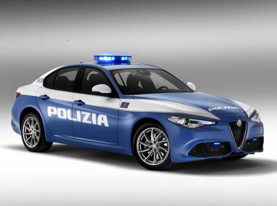 La Polizia italiana estrena flota: Saluda a los Alfa Giulia Veloce entre otros