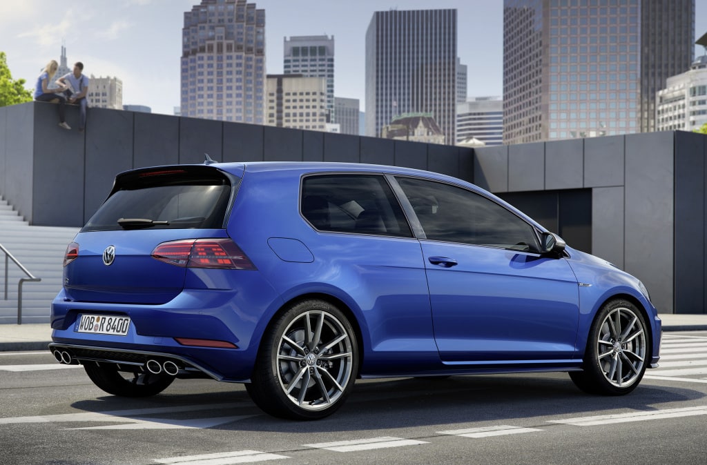 volkswagen_golf_r_3-door_10