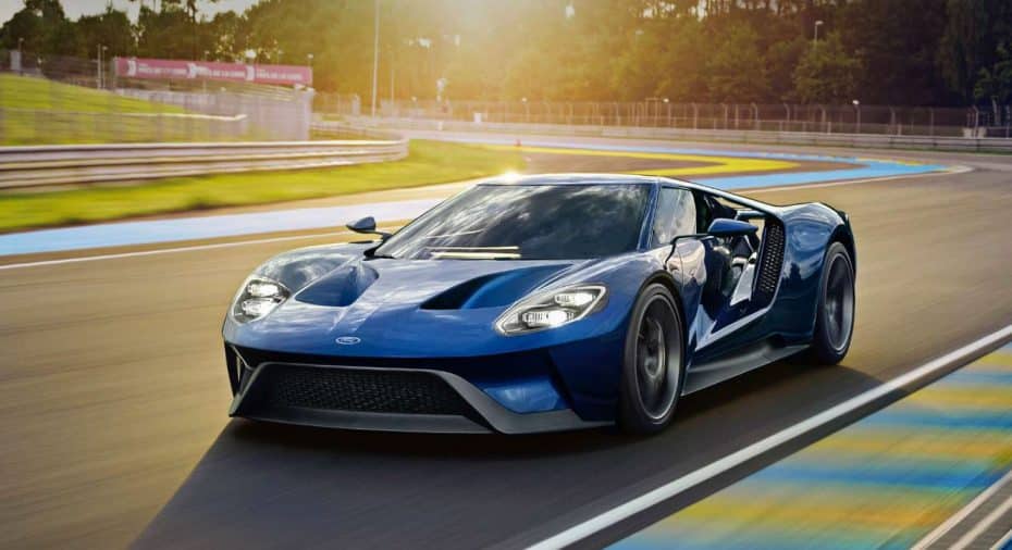 No todo el mundo puede tener un Ford GT ¿Sabes qué famosos fueron rechazados de la lista?