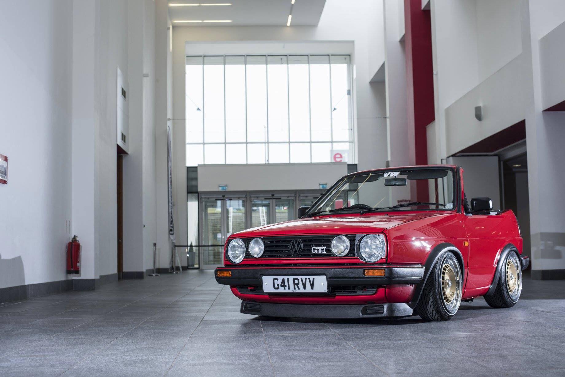 Volkswagen Golf MK2 British Garage-14