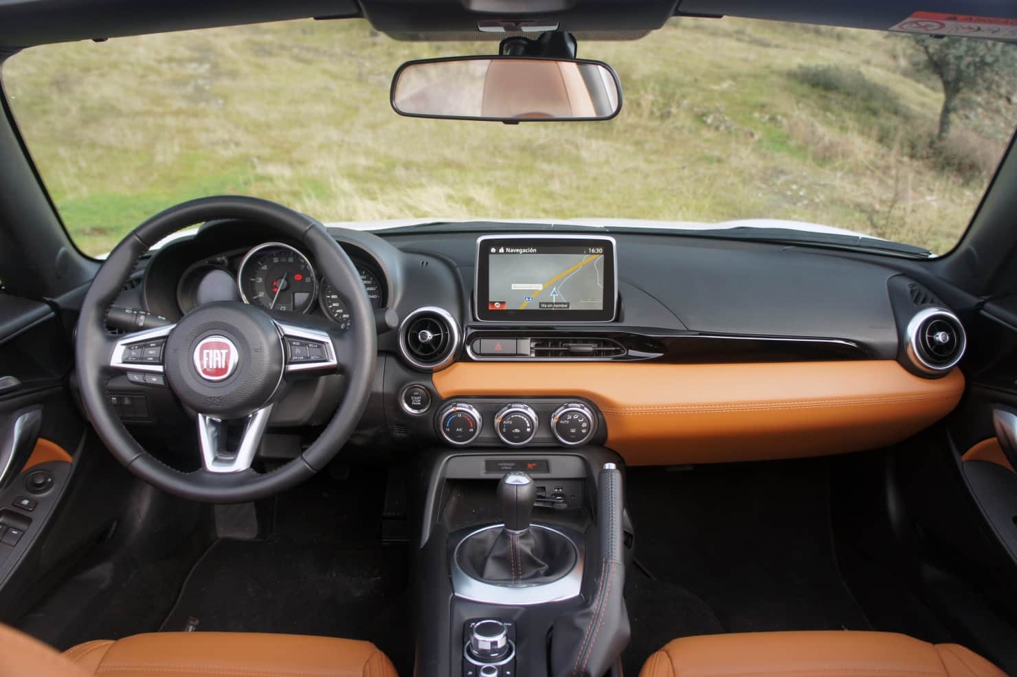 prueba-fiat-124-spider-int5