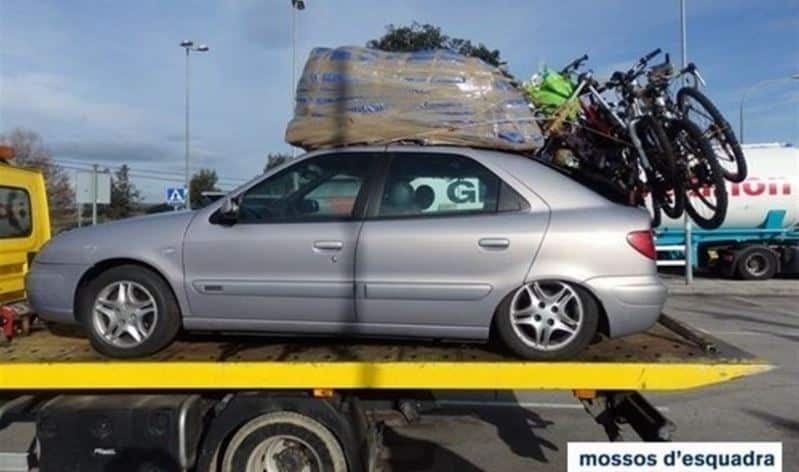 Denunciado por sobrepeso: ¿Cuantas personas y equipaje caben en un Citroën Xsara?