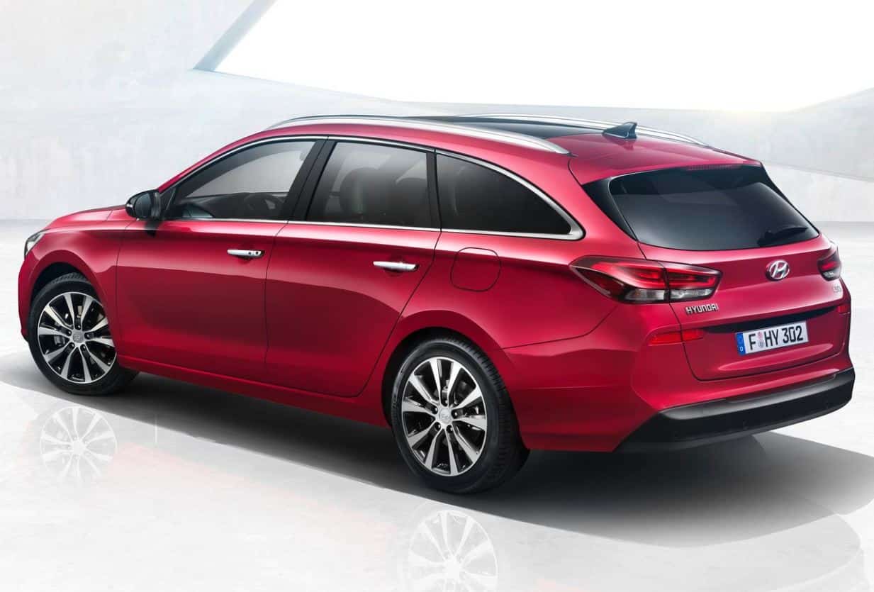 [Imagen: Hyundai-i30-Tourer-2017-4.jpg]