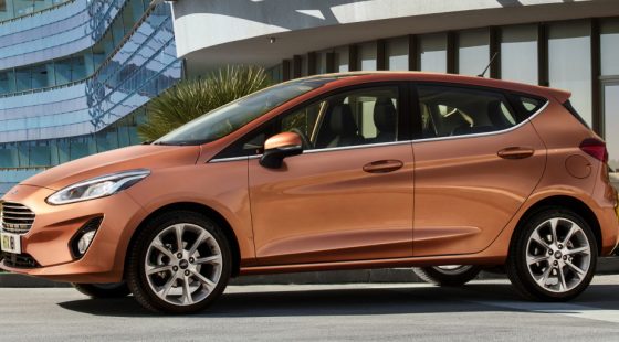 ford_fiesta_titanium_5-door_8