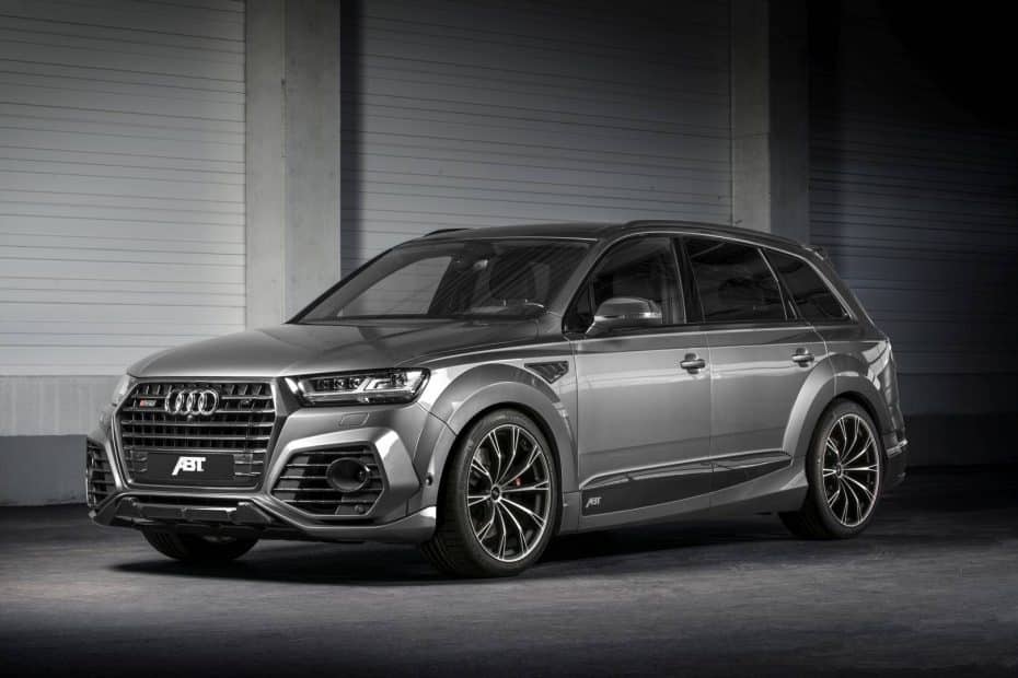 El último Audi SQ7 de ABT con 520 CV es todo un ‘Batmovil’ en formato SUV