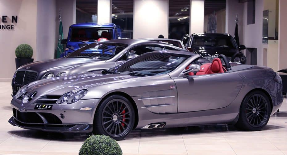 Este extraño Mercedes SLR 722 S Roadster busca un nuevo hogar ¿Pagarías 685.000 euros por él?