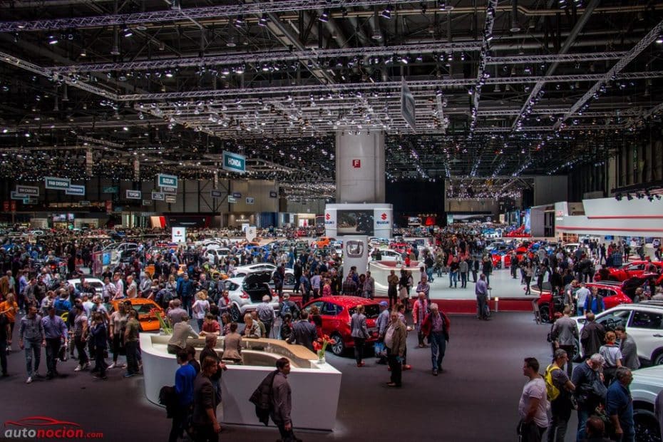 Los Salones Internacionales mueren lentamente: 15 marcas no asistirán al Salón del Automóvil de París 2018
