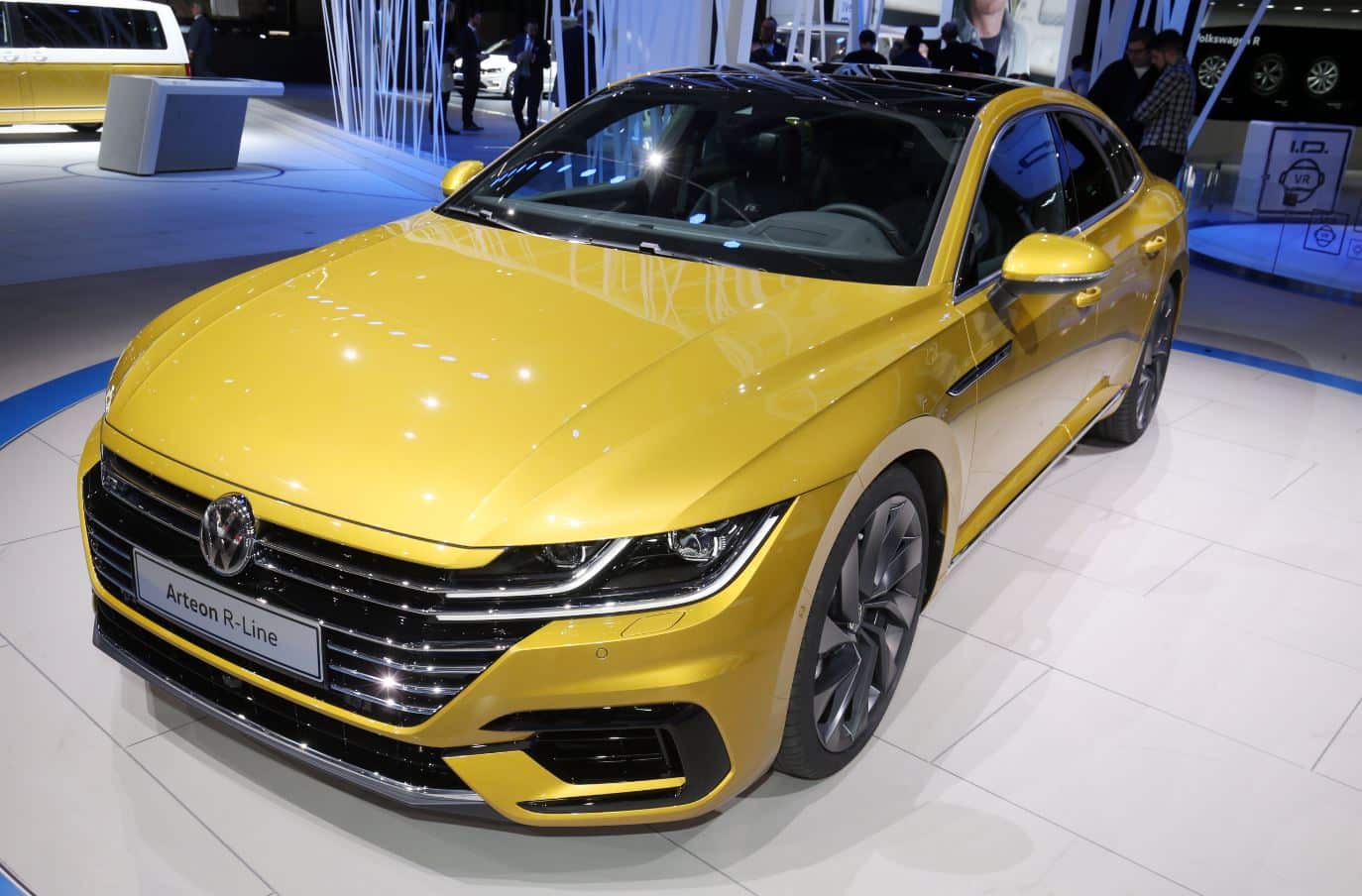 Volkswagen Arteon 4