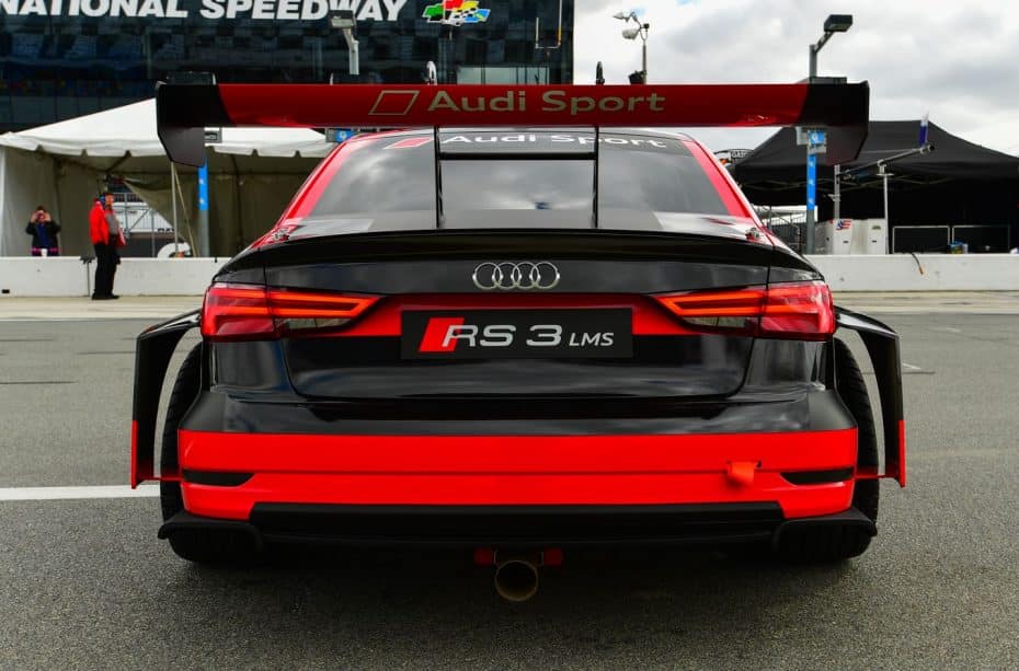 Así es el Audi RS3 LMS Clubsport, el pariente «americano» del CUPRA TCR y del Golf TCR