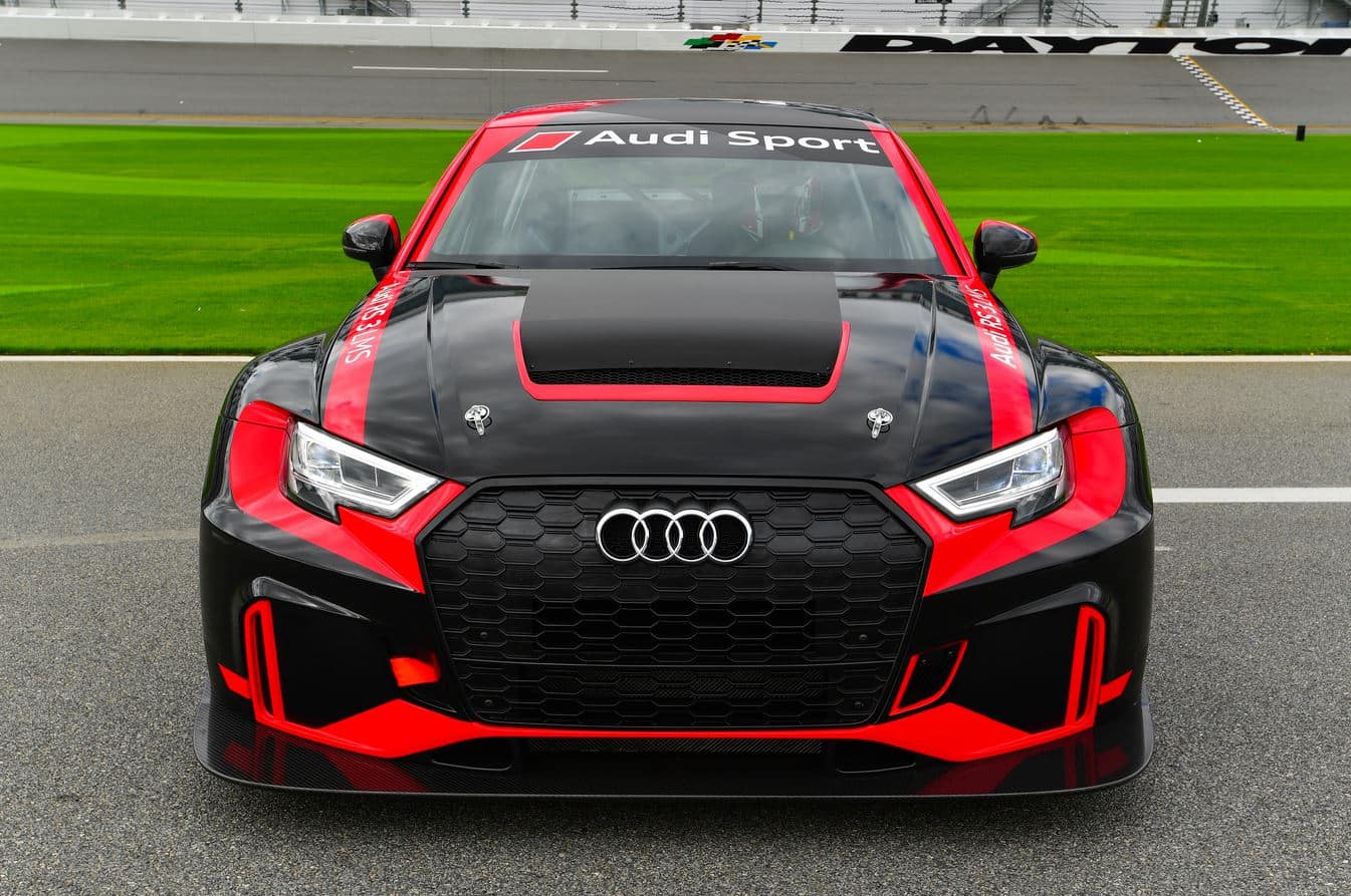 AUDI SPORT RS 3 LMS 7