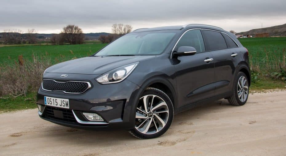 Prueba Kia Niro 1.6 HEV Emotion: Un híbrido para todos los públicos con una atractivo aire crossover