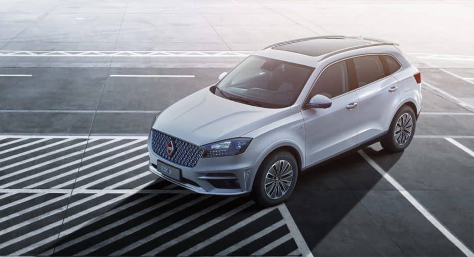 Aquí está el Borgward BXi7, el primer eléctrico de la firma alemana