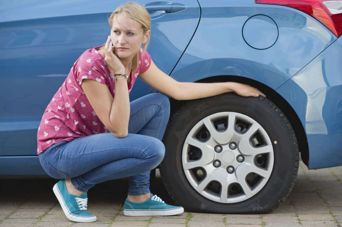 Sabes usar el kit antipinchazos del coche?