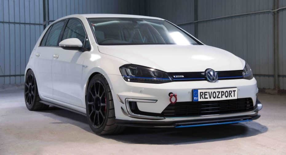 ¡Ojo a este Volkswagen e-Golf de RevoZport! ¿Quién dijo que los eléctricos son aburridos?