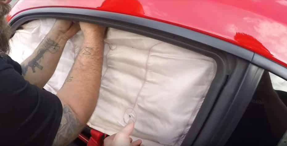 ¿Un escape tan bestia que hace desplegar los airbags?: Sí, y no es broma…