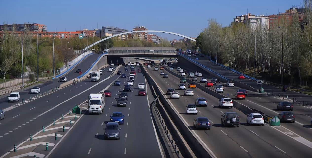 Contaminación Diésel y Gasolina: emiten partículas distintas pero ¿Cuál contamina más?