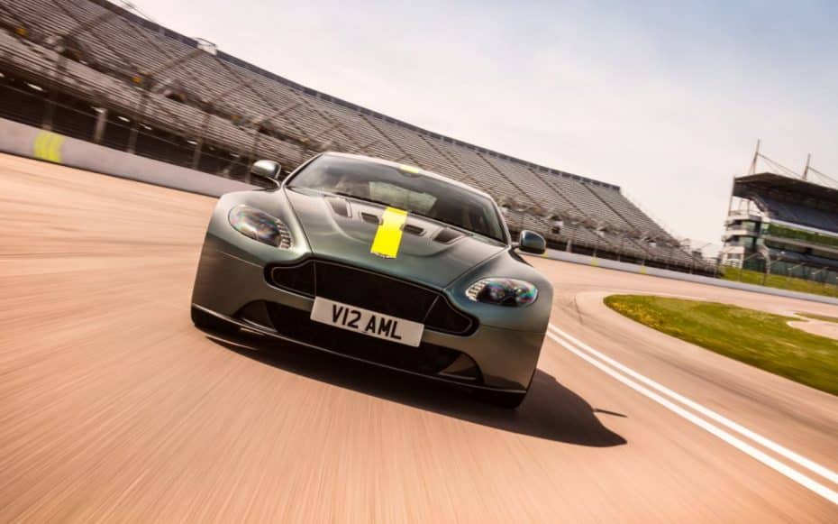 Aston Martin VANTAGE AMR: El sinónimo del alto rendimiento británico llega al mercado desde los 126.995 euros