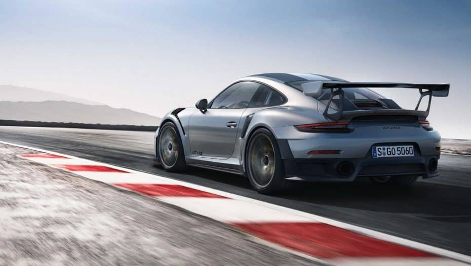 ¡Oficial! Nuevo Porsche 911 GT2 RS: 700 CV, tracción trasera, chasis de competición, eje trasero direccional y mucho más…