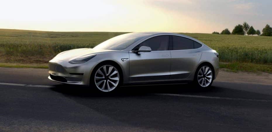 El Tesla Model 3 también tendrá versión de alto rendimiento el próximo año