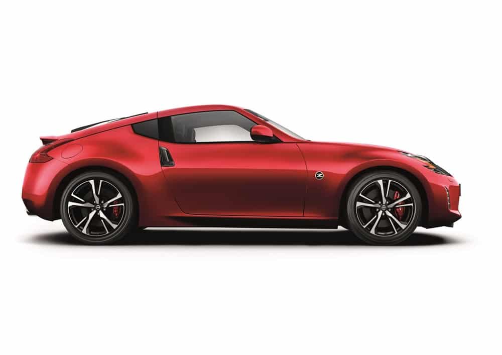 [Imagen: Nissan-370Z-2018-4.jpg]